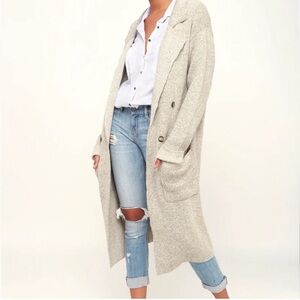 CUDDLE CLUB BEIGE LONG SLEEVE SWEATER COAT
Lulus